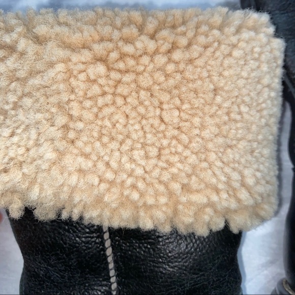 Ugg Australia black leather - Picture 8 of 10